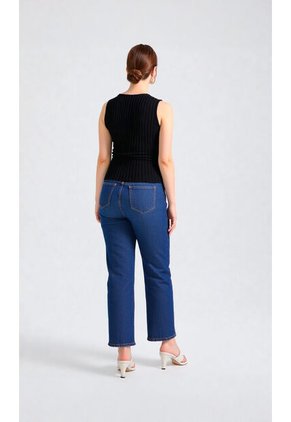 Camiseta Para Mujer Negro Marca L&H Ref. 1F409532