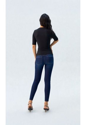 Camiseta Para Mujer Manga 3/4 Negro Marca L&H Ref. 4R409232