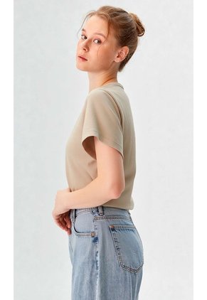 Camiseta Para Mujer Manga Corta Beige Marca L&H Ref. 4R409234