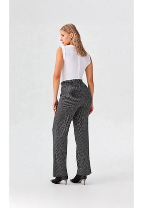 Pantalon Para Mujer Negro Marca L&H Ref. 4E407001