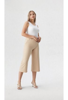 Capri Para Mujer Taupe Marca L&H Ref. 1F426082