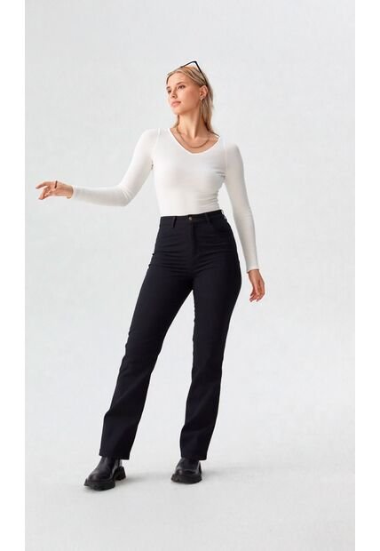 Jean Para Mujer Negro Marca L&H Ref. 1Ab407792