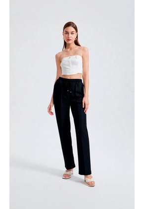 Pantalon Para Mujer Negro Marca L&H Ref. 1F407150
