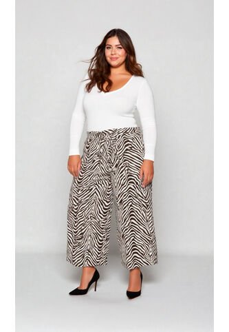 Capri Para Mujer. Cafe Marca L&H Ref. 1F626026 L&H