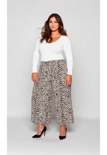 Capri Para Mujer. Cafe Marca L&H Ref. 1F626026