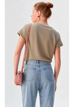Camiseta Para Mujer Manga Corta Beige Marca L&H Ref. 4R409229