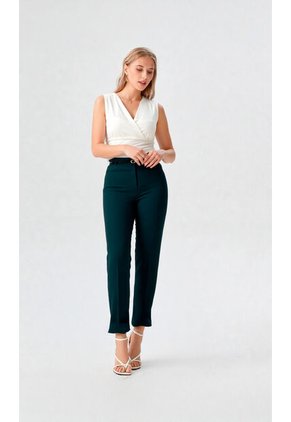Pantalon Para Mujer Verde Marca L&H Ref. 1T407011