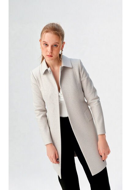 Gaban Para Mujer Beige Marca L&H Ref. 4V408158