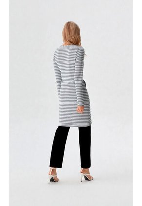 Chilango Para Mujer Manga Larga Azul Marca L&H Ref. 2J436011