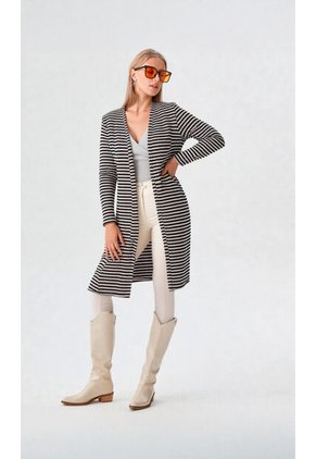 Chilango Para Mujer Manga Larga Negro Marca L&H Ref. 2J436011