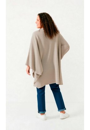 Chilango Para Mujer. Manga 3/4 Beige Marca L&H Ref. 7D636027