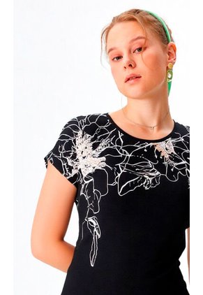 Camiseta Para Mujer Manga Corta Negro Marca L&H Ref. 5G409234