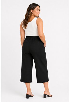 Capri Para Mujer. Negro Marca L&H Ref. 2J626026