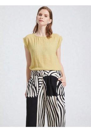 Blusa Para Mujer Manga Corta Mostaza Marca L&H