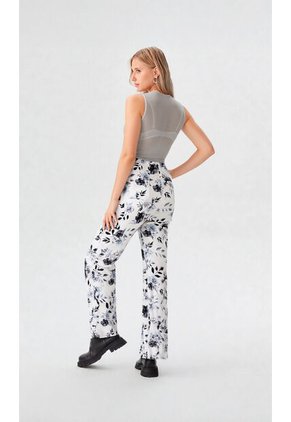 Pantalon Para Mujer Azul Marca L&H Ref. 1F407243