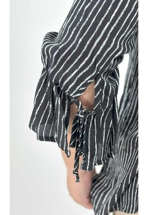 Blusa Para Mujer. Manga 3/4 Negro Marca L&H