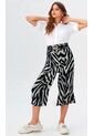 Capri Para Mujer Negro Marca L&H Ref. 1F426089 de L&H