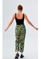 Capri Para Mujer Verde Marca L&H Ref. 1F426089 de L&H