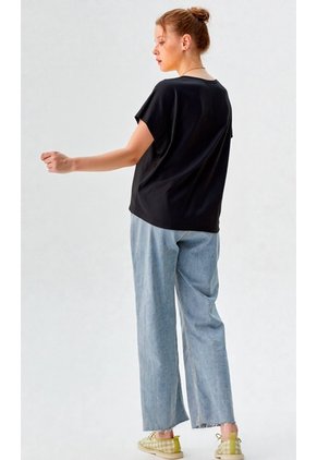Camiseta Para Mujer Manga Corta Negro Marca L&H Ref. 1F409521