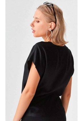 Camiseta Para Mujer Manga Corta Negro Marca L&H Ref. 1F409521