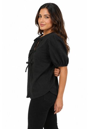 Blusa Para Mujer Manga Corta Negro Marca L&H Ref. 5P412315