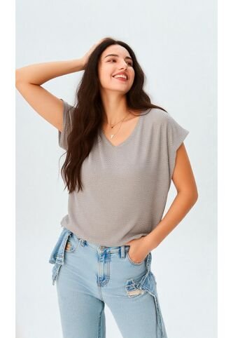 Camiseta Para Mujer Manga Corta Gris Claro Marca L&H Ref. 2J409126 L&H