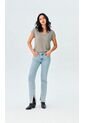 Camiseta Para Mujer Manga Corta Gris Claro Marca L&H Ref. 2J409126 de L&H