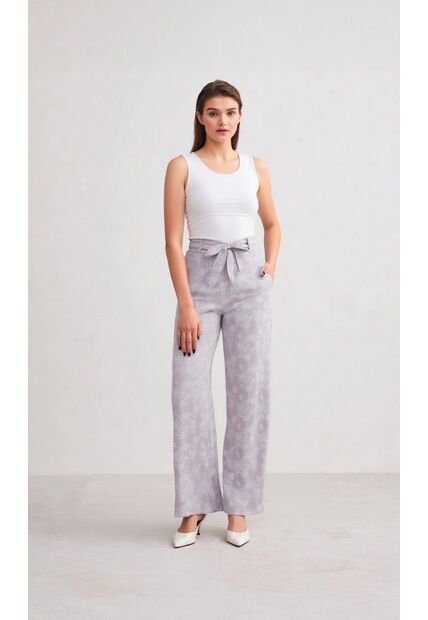 Pantalon Para Mujer Gris Claro Marca L&H Ref. 1F407249