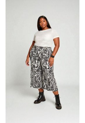 Capri Para Mujer. Negro Marca L&H Ref. 1F626024