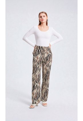 Pantalon Para Mujer Negro Marca L&H Ref. 2J407077