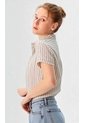 Blusa Para Mujer Manga Corta Beige Marca L&H Ref. 1F412721 de L&H