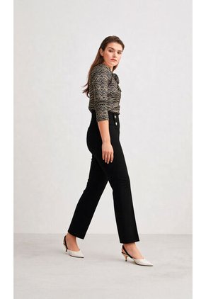 Leggins Para Mujer Negro Marca L&H Ref. 7K423002