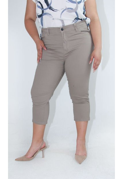 Capri Para Mujer. Beige Marca L&H