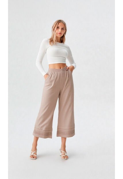 Capri Para Mujer Beige Marca L&H Ref. 7D426003