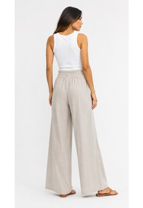 Capri Para Mujer Beige Marca L&H Ref. 1F426094