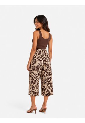 Capri Para Mujer Cafe Marca L&H Ref. 1F426092