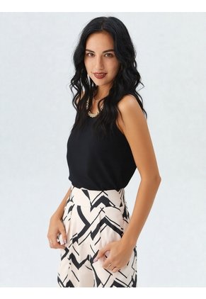 Camiseta Para Mujer Negro Marca L&H Ref. 1F409442