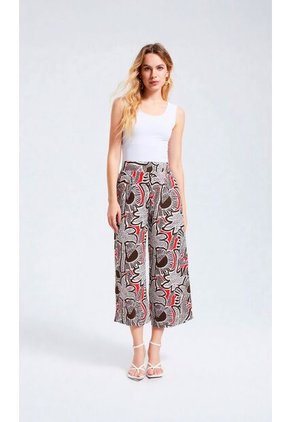 Capri Para Mujer Cafe Marca L&H Ref. 2J426058