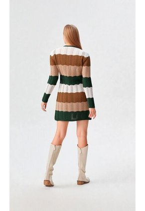 Chilango Para Mujer Manga Larga Verde Marca L&H Ref. 4E436009