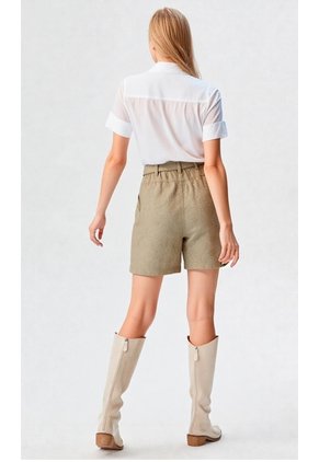 Bermuda Para Mujer Beige Marca L&H Ref. 2I410051