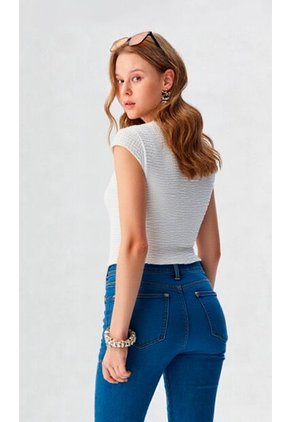 Camiseta Para Mujer Manga Corta Blanco Marca L&H Ref. 1F409557