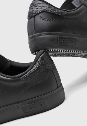 Tenis Lifestyle Negro LACOSTE Powercourt