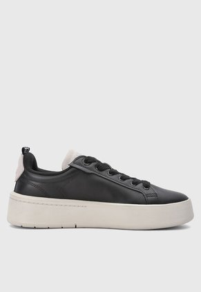 Tenis LACOSTE Carnaby Negro