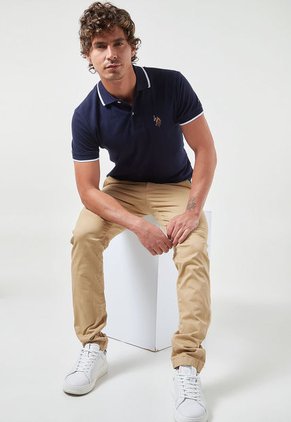 Pantalón Caqui Lacoste