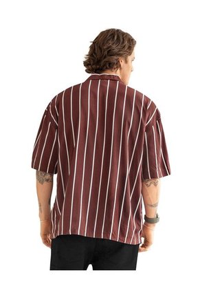 Camisa Manga Corta Silueta Oversized M3097 Rojo