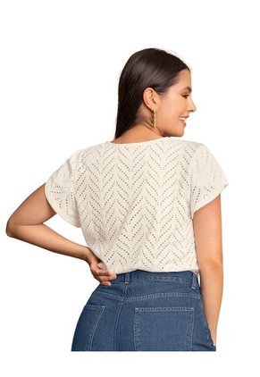 Leonisa Camiseta Manga Corta Con Detalles En Ojalillo F6212S Crudo