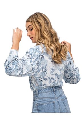 Leonisa Camiseta Manga Larga Con Recogido En Hombros Y Puños Gruesos F6727 Multicolor