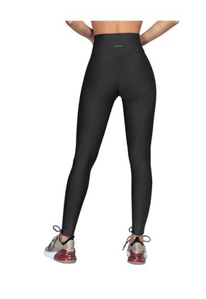 Leonisa Legging Deportivo Tiro Alto Con Corte En Glúteos 195607 Negro