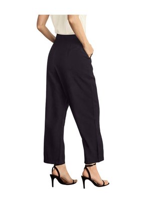 Ropa Exterior Pantalón Negro LEONISA F6496