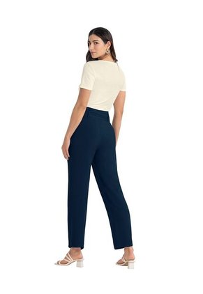 Camiseta Manga Corta Con Detalle Guipur Cruzado En Escote F7018 Marfil